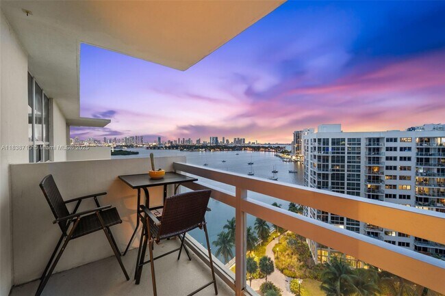Building Photo - 1500 Bay Rd Unit 1542S Rental