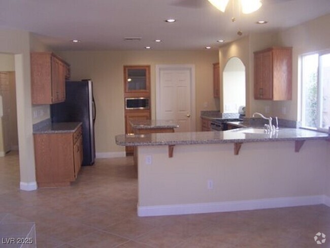 Building Photo - 10866 Dornoch Castle St Rental