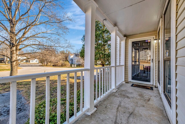 Photo - 710 Rachels Trl