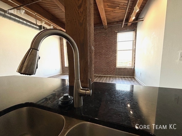 Photo - 202 W 5th St Unidad 611