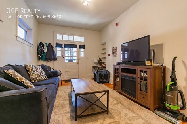 Photo - 226 S 45th St Unit 1