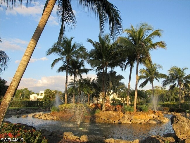 Building Photo - 3323 Olympic Dr Unit 716