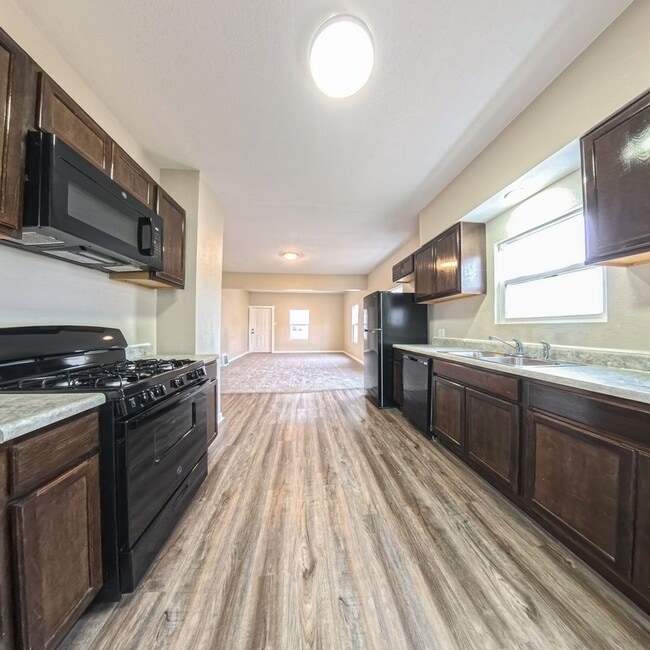 Photo - Updated 2-Bedroom Home in Marshalltown