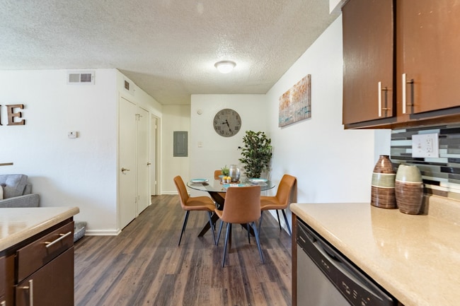 2 BR 1 BA, 82 metros cuadrados - Sedona Apartments