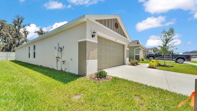 Photo - 727 Chestnut Ln