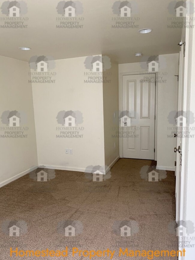 Photo - 411 Unit 1087