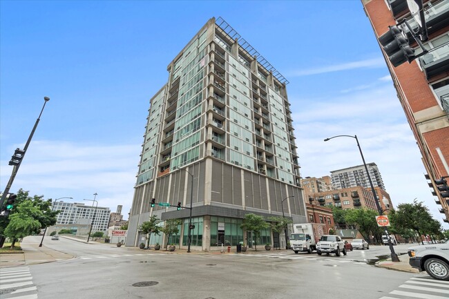 Photo - 700 W Van Buren St Condo Unit 1303