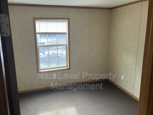 Photo - 2115 U.S. Hwy 2 E