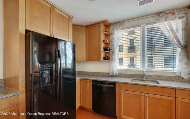 1501 Ocean Ave N Unit 2413
