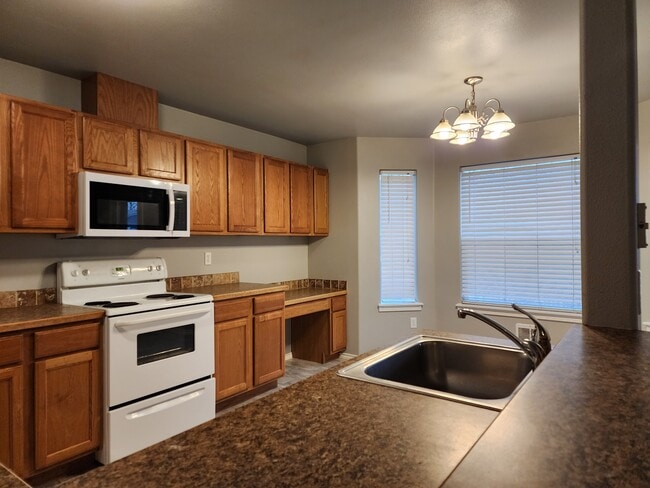 Photo - 912 E Georgia Ave