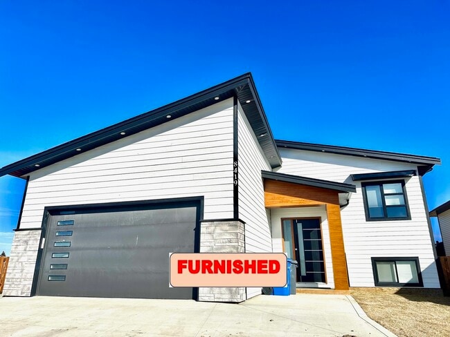 Building Photo - 8419-B-881A 81a St Unit F102 Furn B