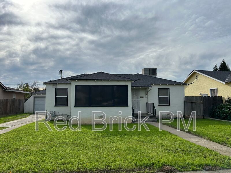 Photo - 606 E 22nd St