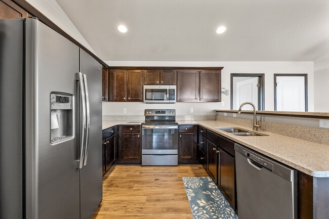 Photo - 1240 Mary Ln