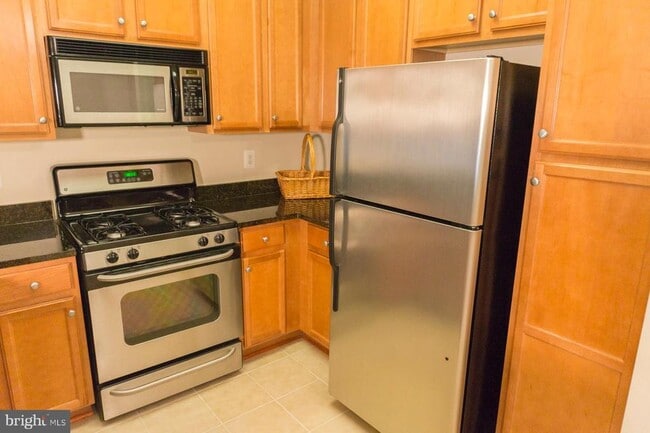 Photo - 1516 North Point Dr Unit 204
