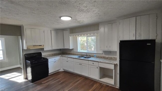 Photo - 5949 Jefferson Ave