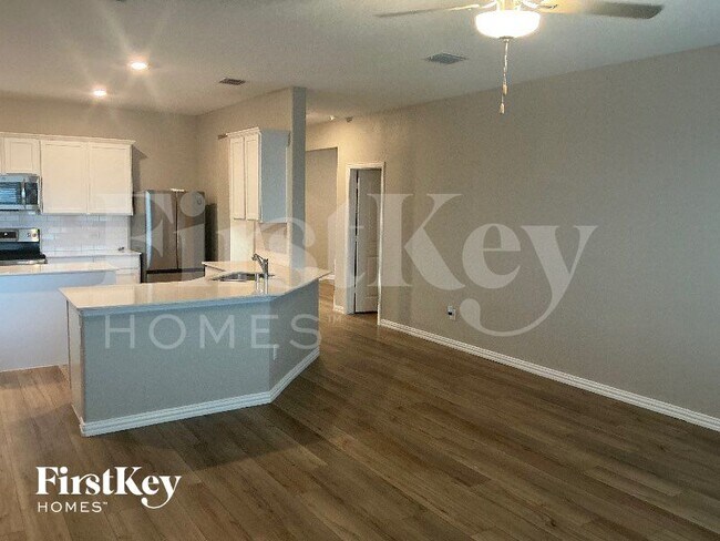 Photo - 5217 Rockrose Ln