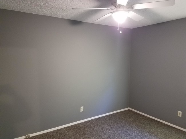 Photo - 1118 Austin Dr