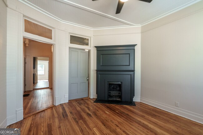 Photo - 243 Boulevard