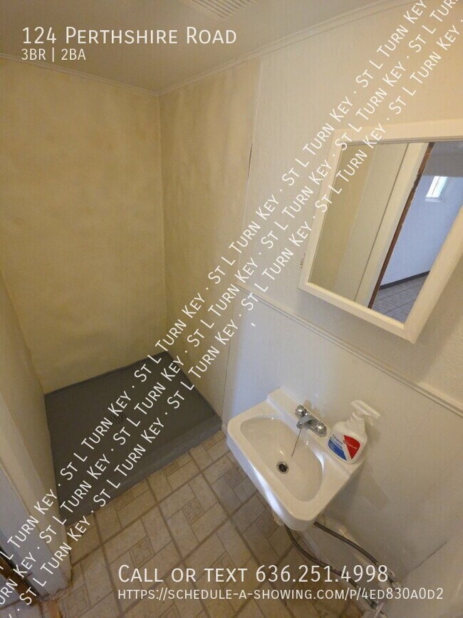 Photo - 124 Perthshire Rd