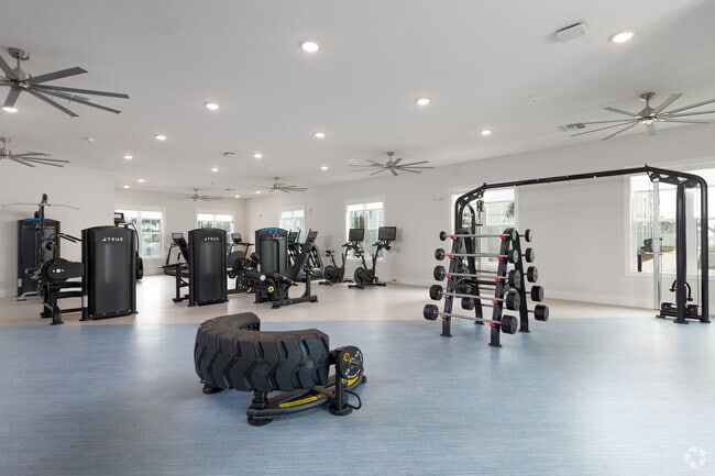 Gimnasio - Madison Grove