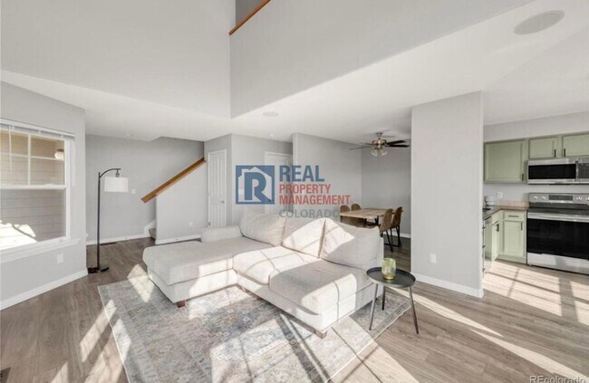 Photo - 12814 Jasmine St