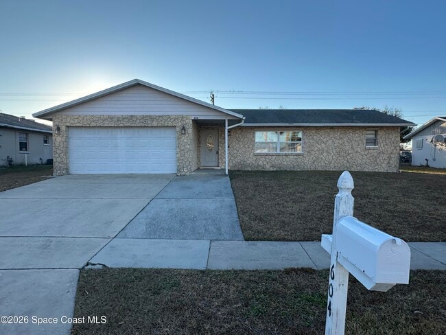 Photo - 604 Tupelo Dr