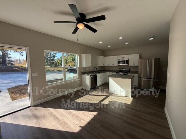 Photo - 1418 SE Magnolia Loop Unidad 102