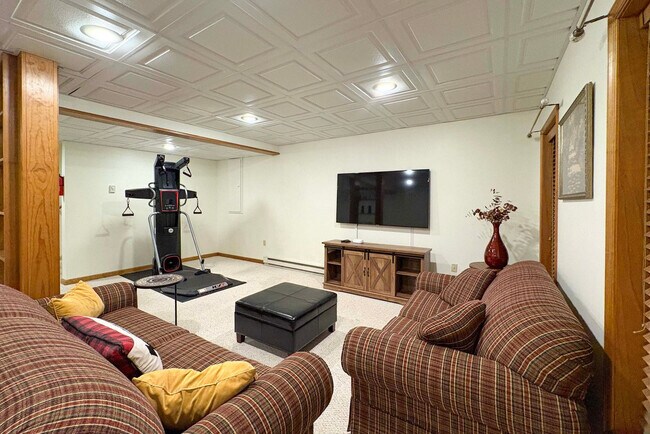 Photo - 337 Poplar Ct Unit SI ID1608043P