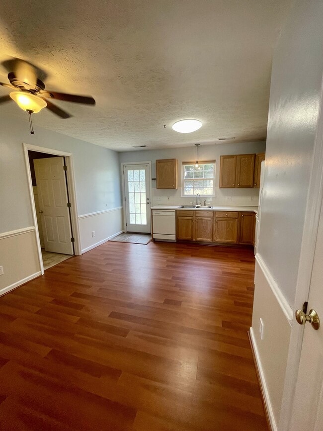 Photo - 1069 Blue Ridge View Cir