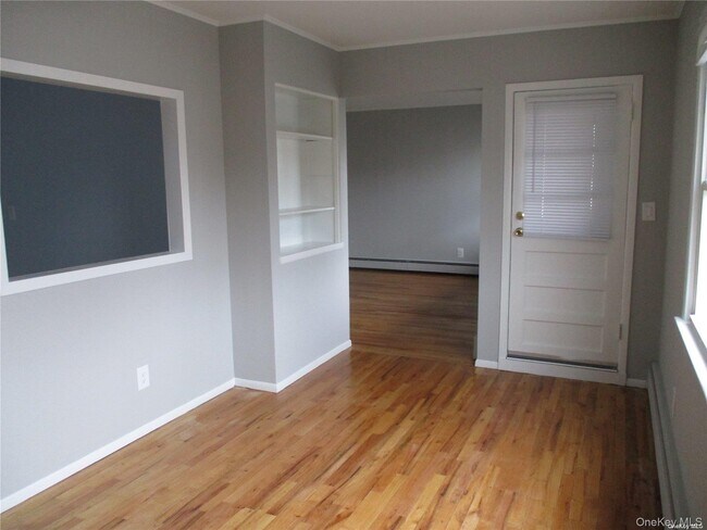Photo - 107 Mitchell Ave Unidad 2nd Fl