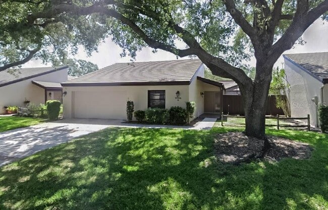 Building Photo - 3724 Glen Oaks Manor Dr