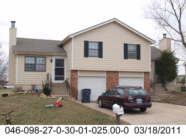 Photo - 1721 W Spruce St Townhome