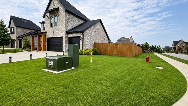 1405 George Robbins Ln