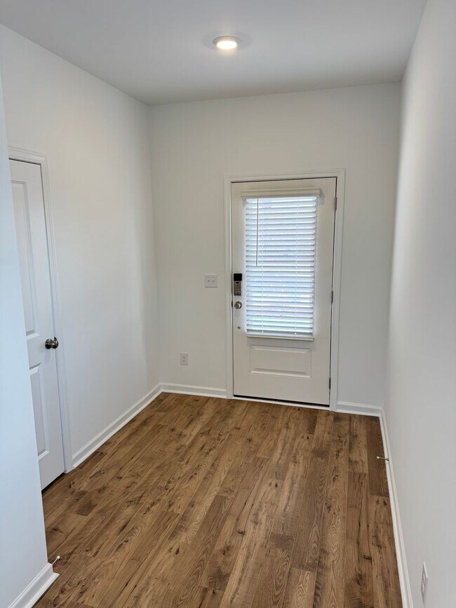 Photo - New 5 Bed 3 Bath Home in New Loganville Community!