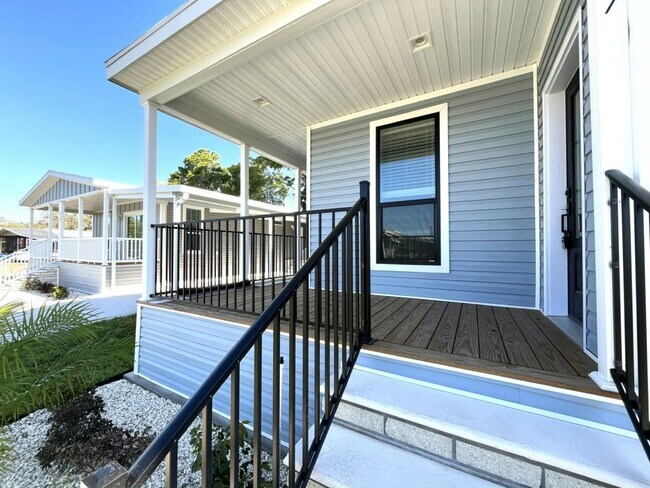 Photo - 117 N Lake Dr
