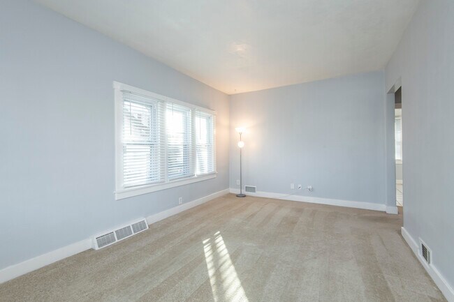 Photo - 2615 N Wauwatosa Ave