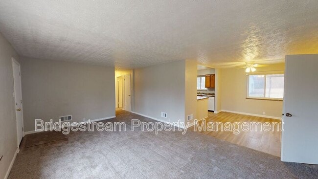 Photo - 4246 Lyndell Dr