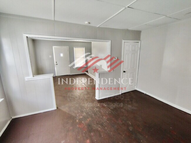 Photo - 515 Mertland Ave