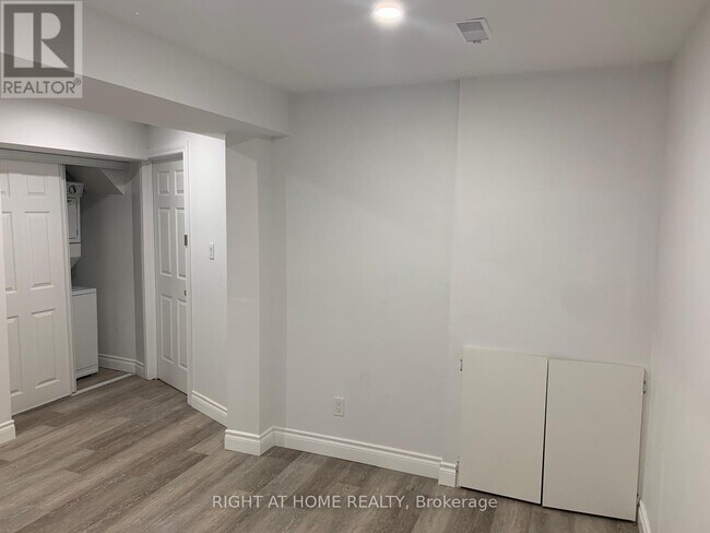 Photo - 75 Maffey Crescent
