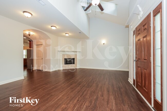 2535 Cason Ln