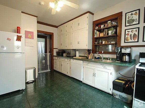 Building Photo - 2633 Garfield Ave Unit #1 Rental