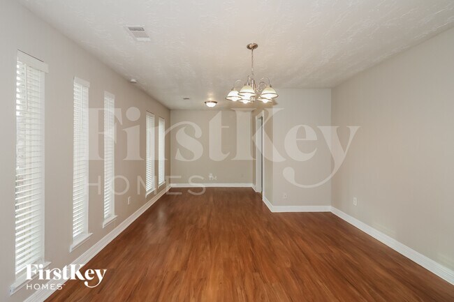 Photo - 16534 Royal Mile Ln