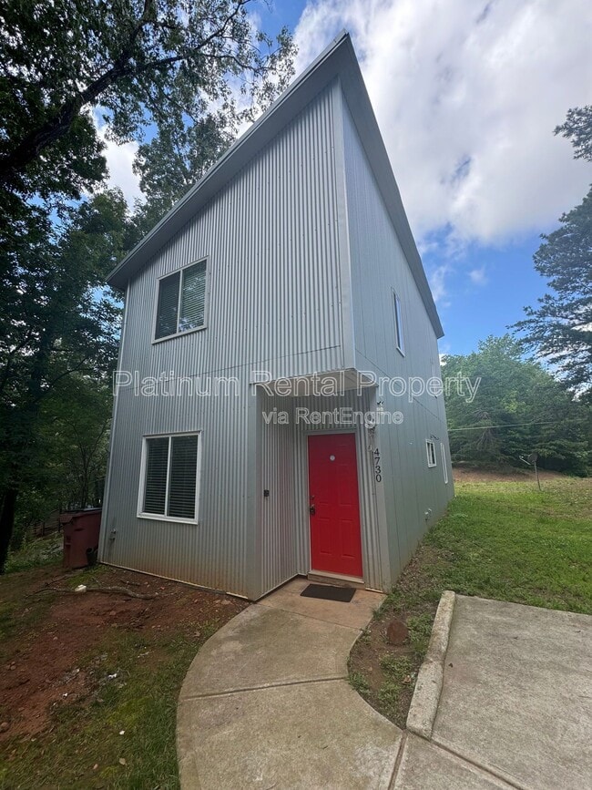 Photo - 4730 Parks Rd