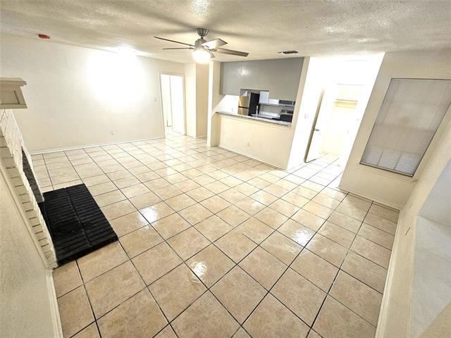 Photo - 3425 Republic Dr