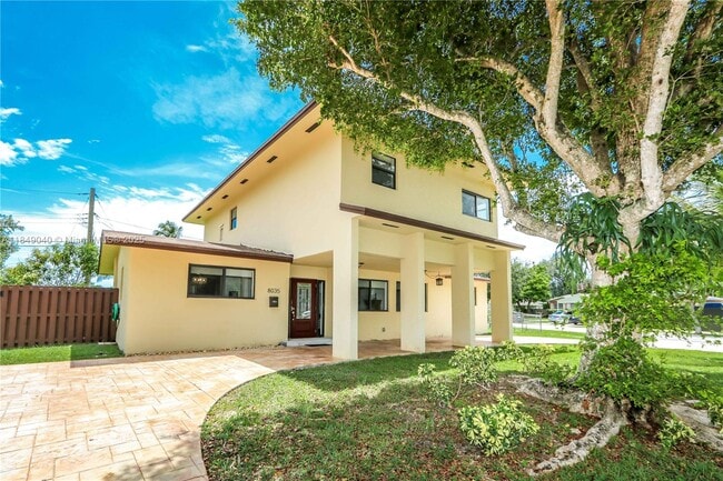 Building Photo - 8035 SW 102nd Ave Rental