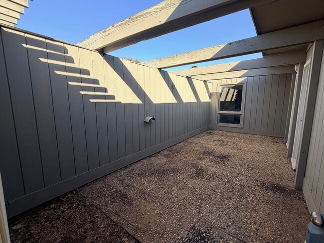 Photo - 3714 53rd St