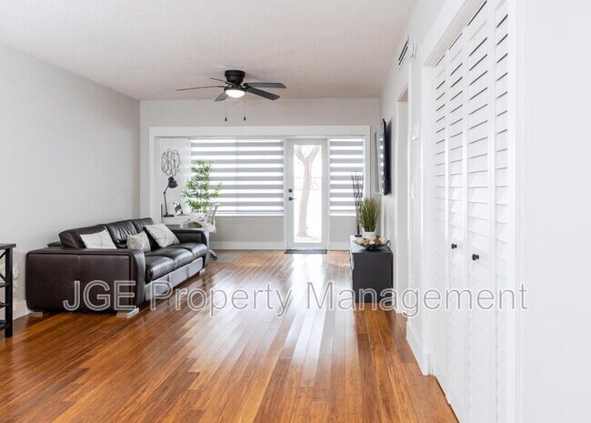 Photo - 270 NE 191st St Unit Apt 103