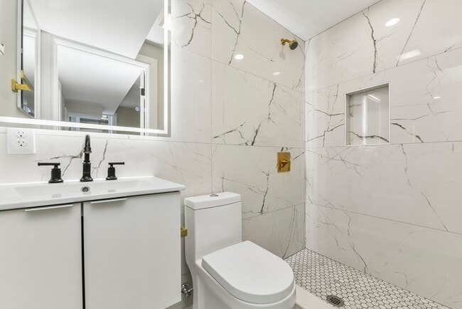 Photo - 12 Webster Ave Unit #1