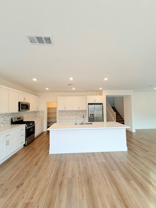 Photo - 5168 Maniago Wy