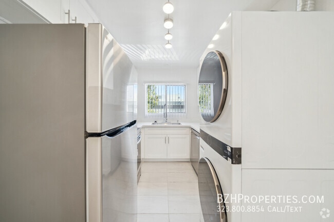 Building Photo - 320 Serrano Ave Unit 9 Rental